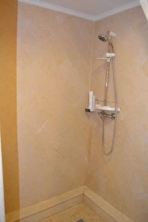 Отель Phoenicia Comfort Hotel Бухарест