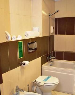 Отель Phoenicia Comfort Hotel Бухарест Трехместный номер-3