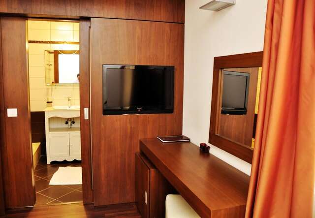 Отель Phoenicia Comfort Hotel Бухарест-47